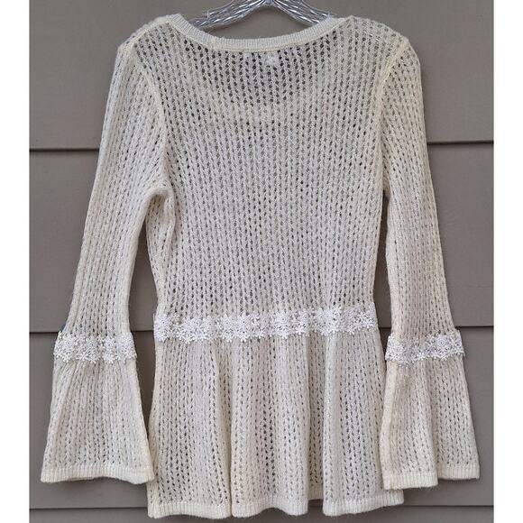 LC Fairy Ethereal Angel Lightweight Embroidered Bell Sleeves Sweater Cream M - Picture 3 of 10